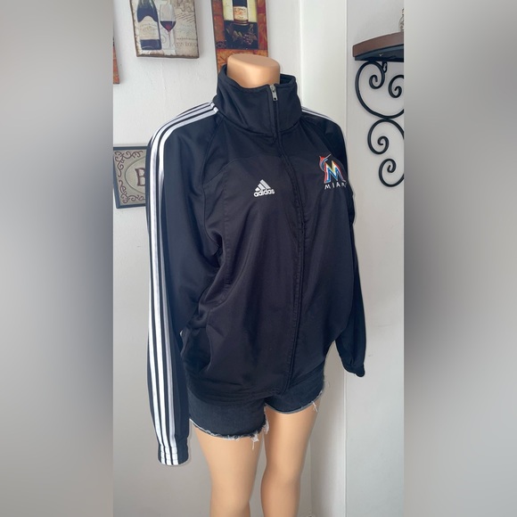 NWT ADIDAS MARLINS MIAMI BLACK ZIP CLOUSURE IN FRONT SIZE L(14-16) Jr (6) - Picture 2 of 9